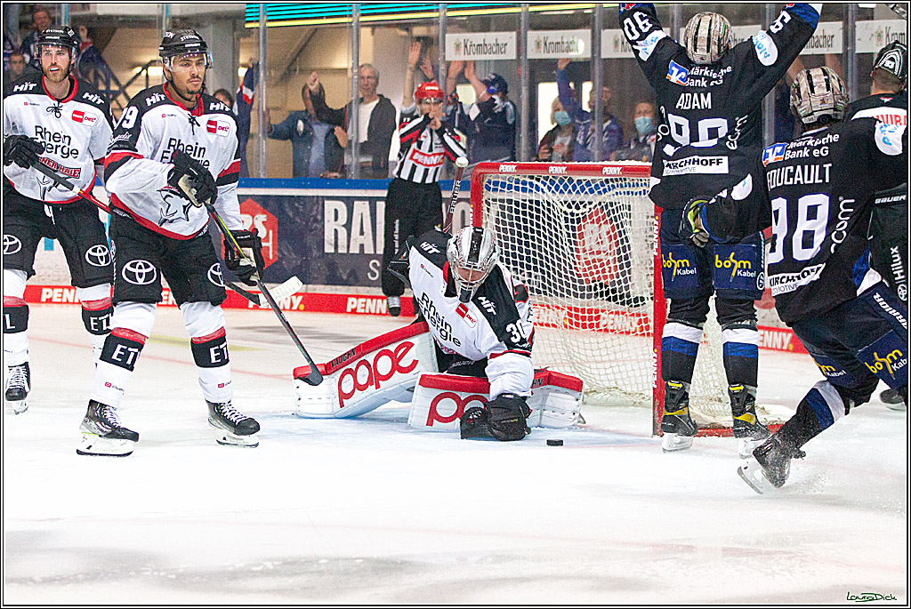 PENNY DEL;  Koelner Haie - Iserlohn Roosters; Koeln, 26.09.2021